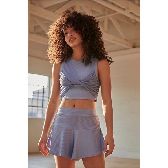 Free People! FP Movement Plot Twist Set in Blue Egret NWOT! - Picture 1 of 13